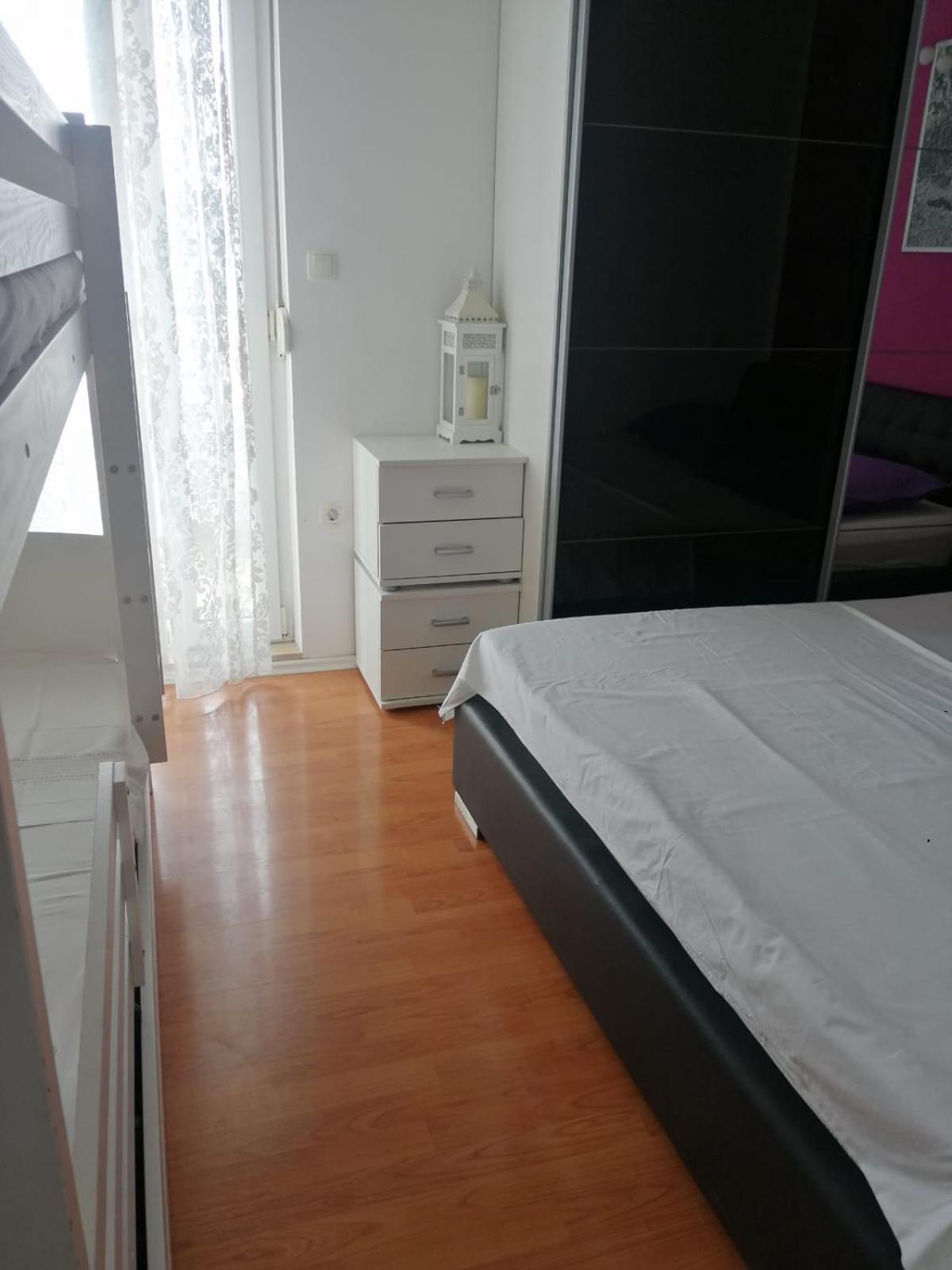 Apartments Kk Celina Chambre photo