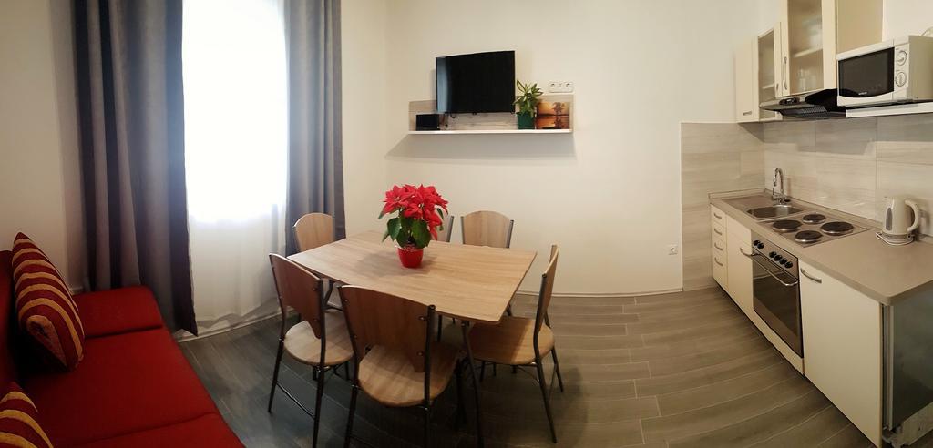 Apartments Kk Celina Extérieur photo