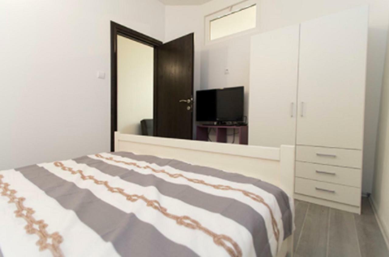 Apartments Kk Celina Extérieur photo