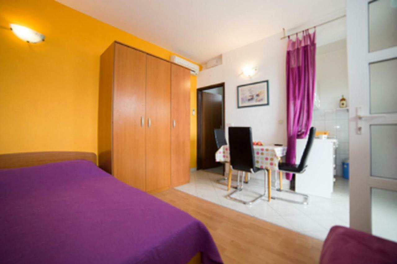 Apartments Kk Celina Extérieur photo