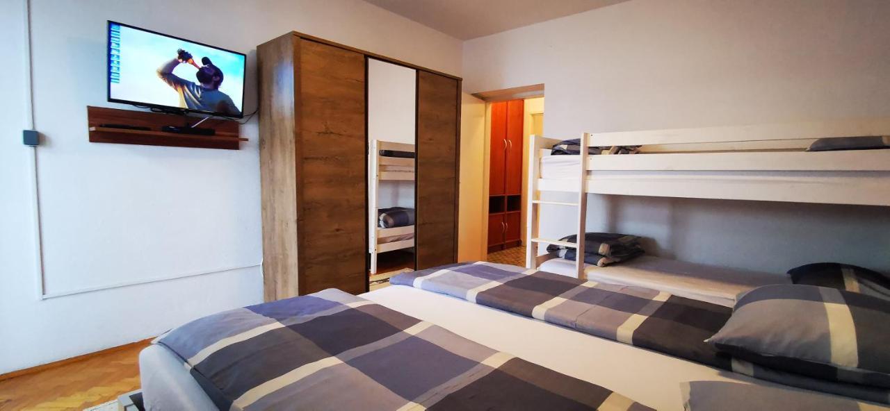 Apartments Kk Celina Extérieur photo